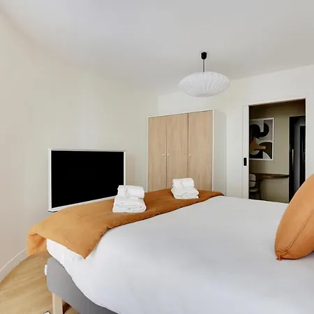 Pick A Flat's In Saint-germain - Rue De Sevres 파리